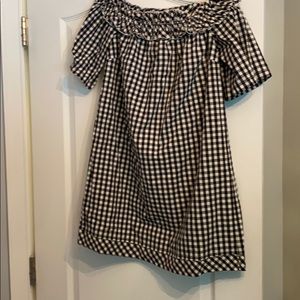 Vineyard Vines off the shoulder dress